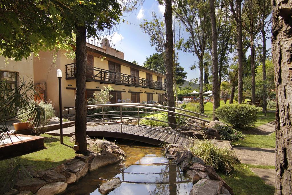 Hotel Blumig Villa General Belgrano Exterior foto