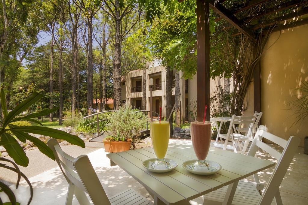 Hotel Blumig Villa General Belgrano Exterior foto